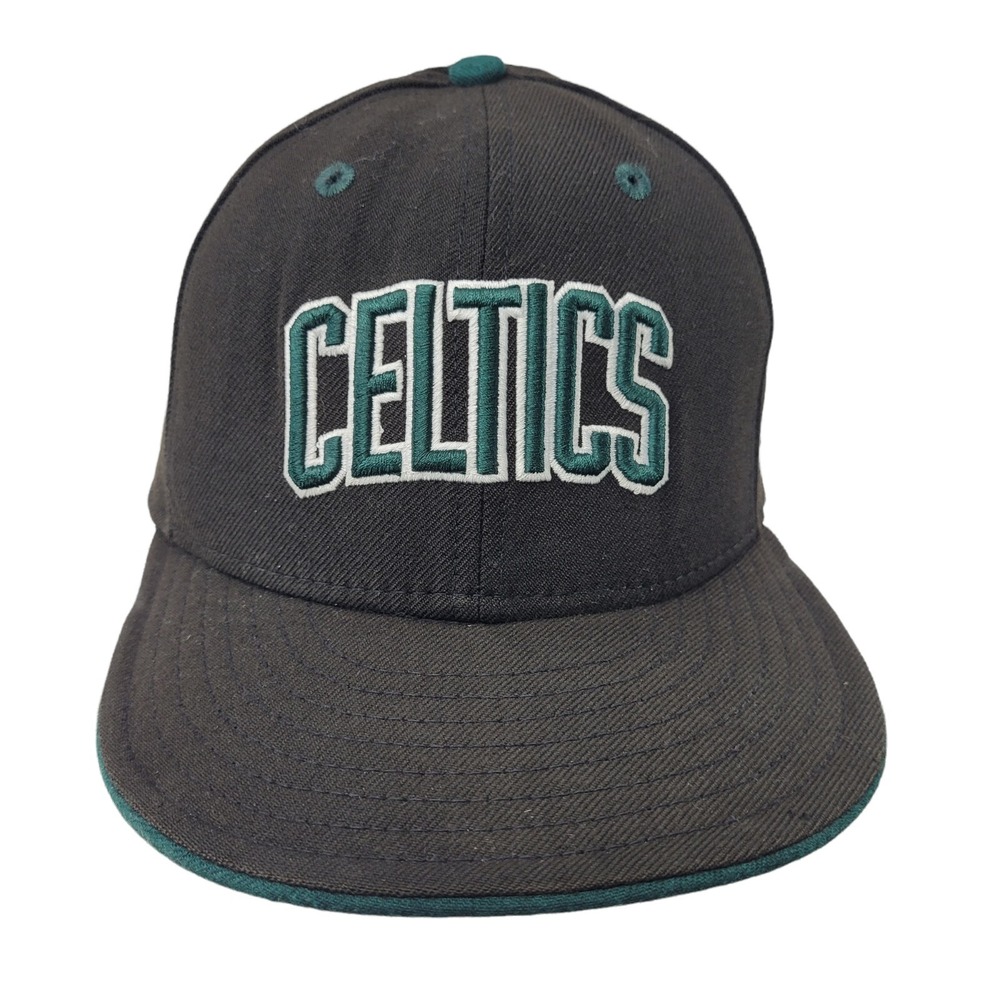 Bostin Celtics NBA New Era 59FIFTY Fitted‎ Hat Size 7 3/8 Black Stitched Logo